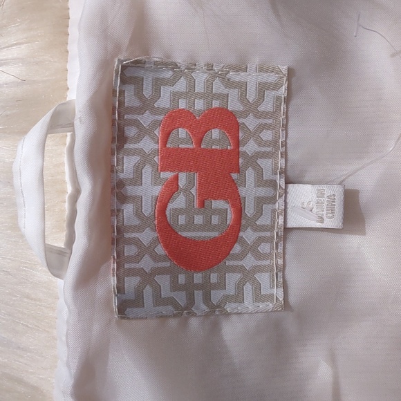 GB FUR VEST . - Picture 11 of 14